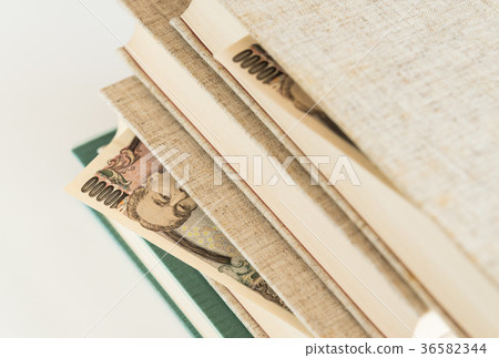 包圍隱藏的財產Hesokuri你的零用錢隱藏的地方仍然安排 包圍隱藏的財產Hesokuri你的零用錢隱藏的地方仍然安排 36582344