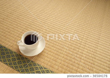 Nippon's fold and coffee Nippon's fold and coffee 36584178
