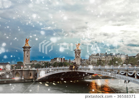 Bridge of Alexandre III,  Paris, France 36588371