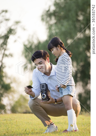 爸爸和女兒 爸爸和女兒 36588742