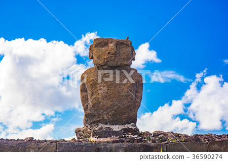Moana statue of Lanoralak Moana statue of Lanoralak 36590274