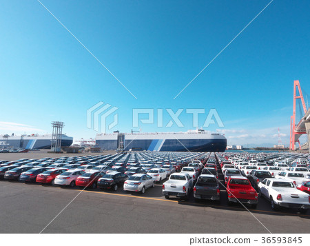 Export Cars and Car Carriers-Nagoya Port (Aichi Prefecture) 36593845