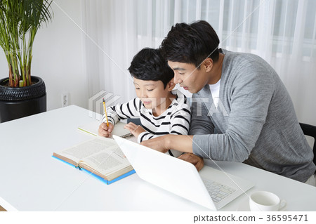 Young father's good teacher for son - playing guitar, reading storybook, etc. 270 Young father's good teacher for son - playing guitar, reading storybook, etc. 270 36595471