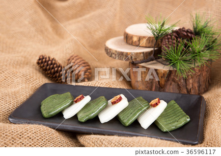 Isolated shot in studio - the Korean traditional colorful refreshments. 195 Isolated shot in studio - the Korean traditional colorful refreshments. 195 36596117