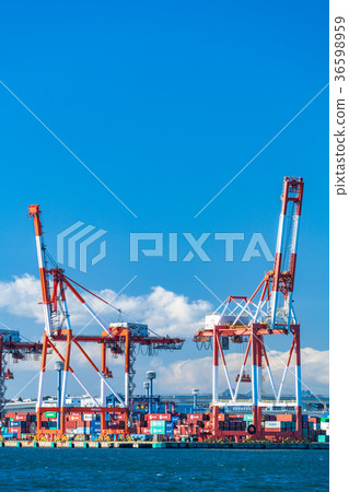 Yokohama Port / Gantry Crane Yokohama Port / Gantry Crane 36598959