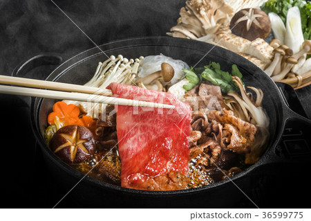 Wagyu beef oyster Tasty sukiyaki Japanese cuisine 36599775