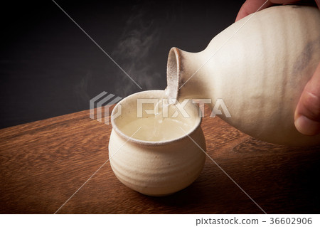 Sake  36602906
