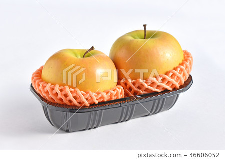 An apple (koko) 36606052