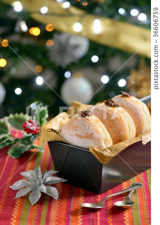 Christmas with donuts in vintage tray 36606759
