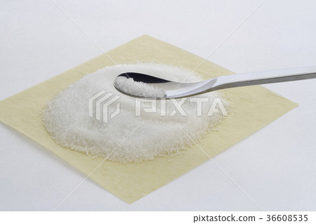 白色粉末和抹刀 36608535