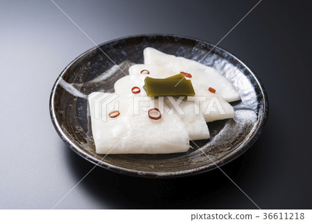 Pickles 36611218