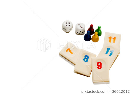 board game play figures and double dices 36612012
