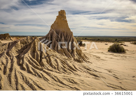 Mungo National Park, Australia Mungo National Park, Australia 36615001