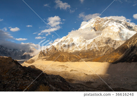 Nuptse, Everest region, Himalaya, Nepal 36616248