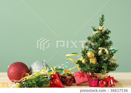 Christmas backgrounds 2018 36617536