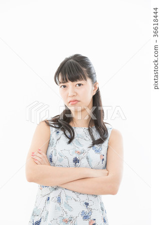 年輕的女人 年輕的女人 36618444