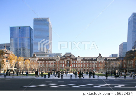Scenery in front of Tokyo Station 36632424