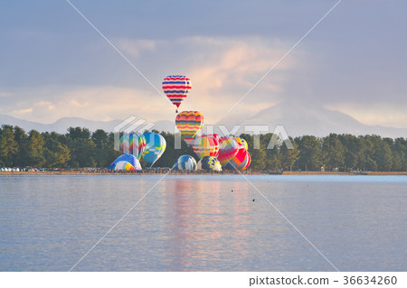 Hot air balloon of Lake Biwa Hot air balloon of Lake Biwa 36634260