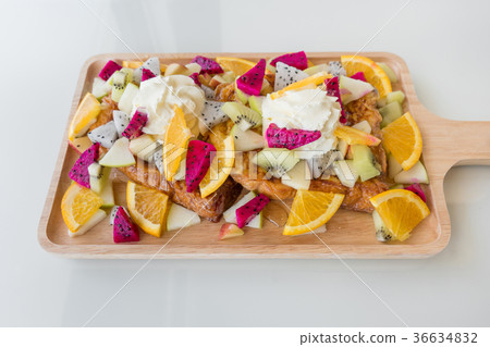 Close up of French toast with Fruit and honey Close up of French toast with Fruit and honey 36634832
