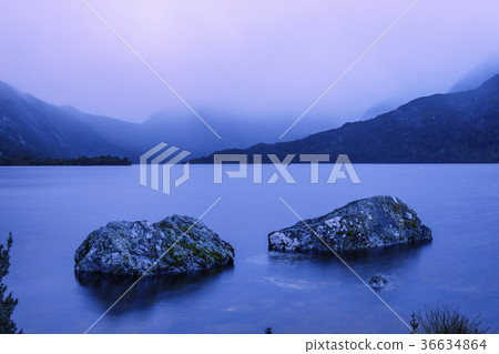 Cradle mountain in Tasmania on a cloudy day. Cradle mountain in Tasmania on a cloudy day. 36634864