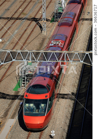 小田急新款浪漫車70000表格GSE 36636717