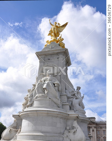 Statue Statue 36636729