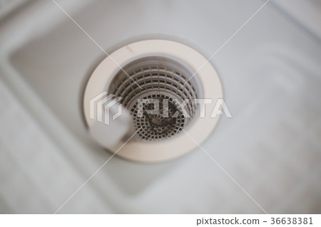 bath, baths, bathes 36638381