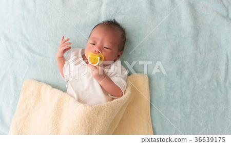 Baby photo Baby photo 36639175