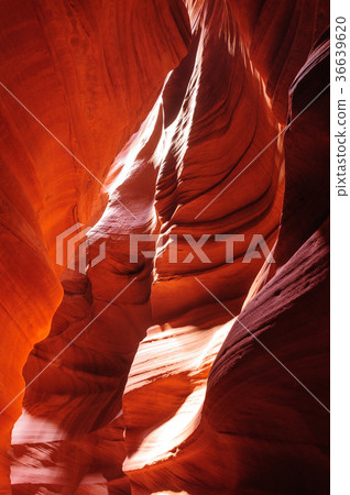Red Rocks of Antelope Canyon Red Rocks of Antelope Canyon 36639620