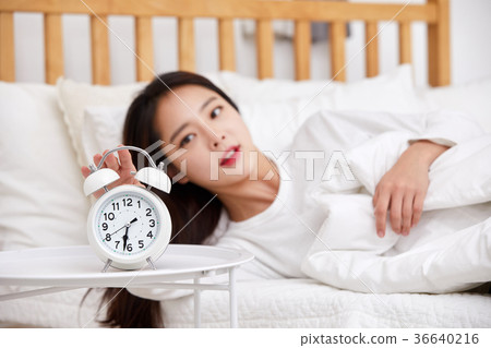 Woman, weather, alarm, sleep, oversleep, bed Woman, weather, alarm, sleep, oversleep, bed 36640216