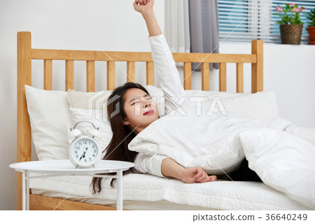 Woman, weather, alarm, sleep, oversleep, bed 36640249