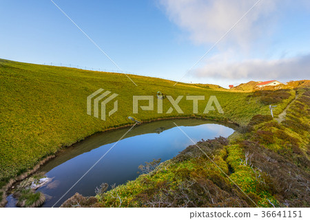 "The Pond in the Sky", the most beautiful mountain in Shikoku, near the summit of Mimine ※There is shooting position information in the comment field of the work 36641151