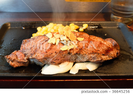 sirloin steak sirloin steak 36645256