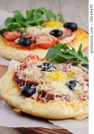 Mini pizza Mini pizza 36649476