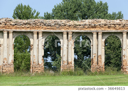 ruins of the arches ruins of the arches 36649813