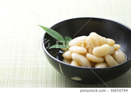 Boiled daifuku beans 12 36650794