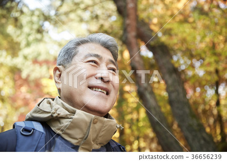 Man, korean, living Man, korean, living 36656239
