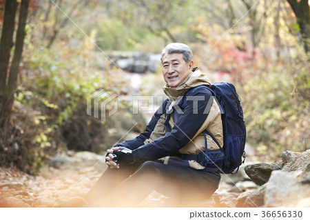 Man, korean, living Man, korean, living 36656330