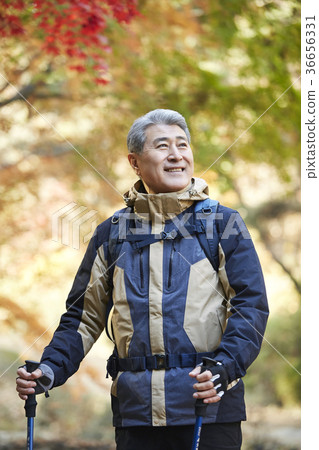Man, korean, living Man, korean, living 36656331