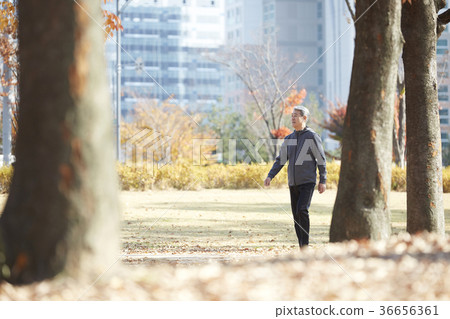 Man, korean, living Man, korean, living 36656361