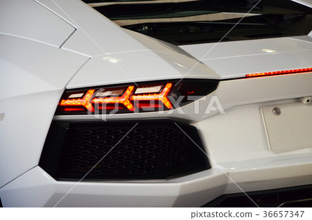 White sports car [car] 36657347