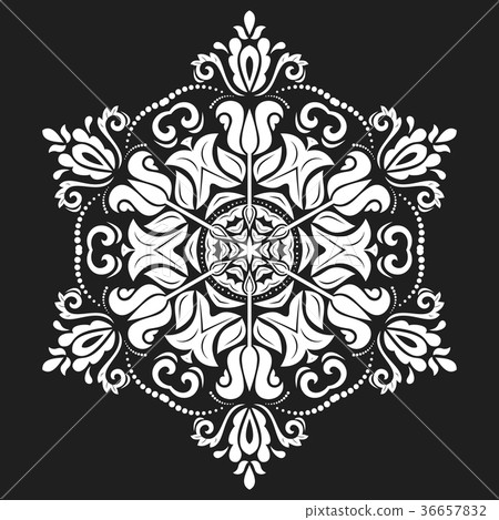 Elegant Ornament in Classic Style 36657832