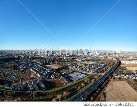 鳥瞰圖晴朗的天空埼玉新都心和富士山 36658335