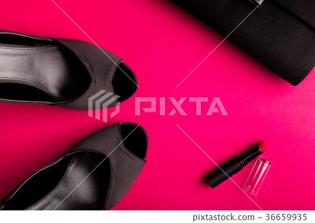 Fashion Lady Accessories Set. Black and pink Fashion Lady Accessories Set. Black and pink 36659935