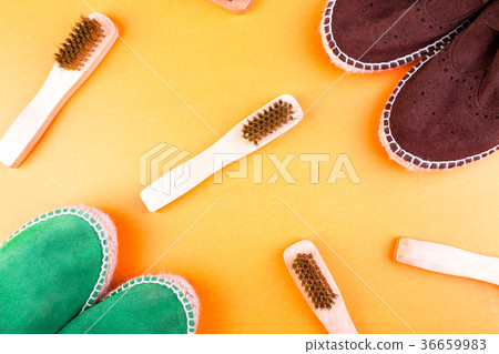 Green and brown suede espadrille shoes 36659983