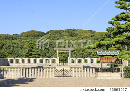 Osaka, Daisen Ryo Ancient Tomb 36665937