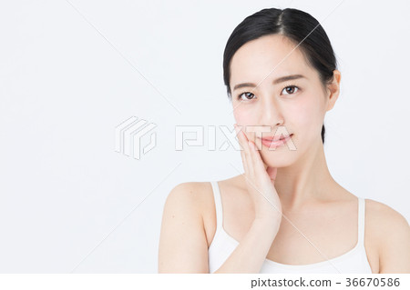 Woman skin care white background image 36670586