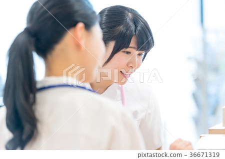 醫務人員會議 醫務人員會議 36671319