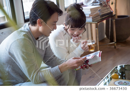 New life couple couple 36673430