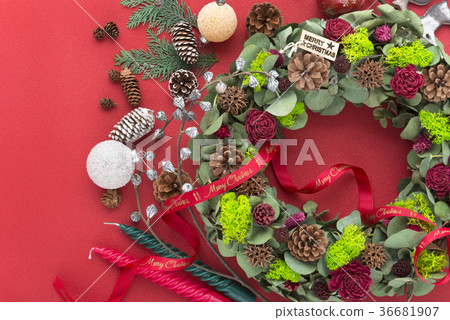 Christmas wreath Christmas wreath 36681907